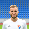 Nemanja Kuzmanovic headshot photo